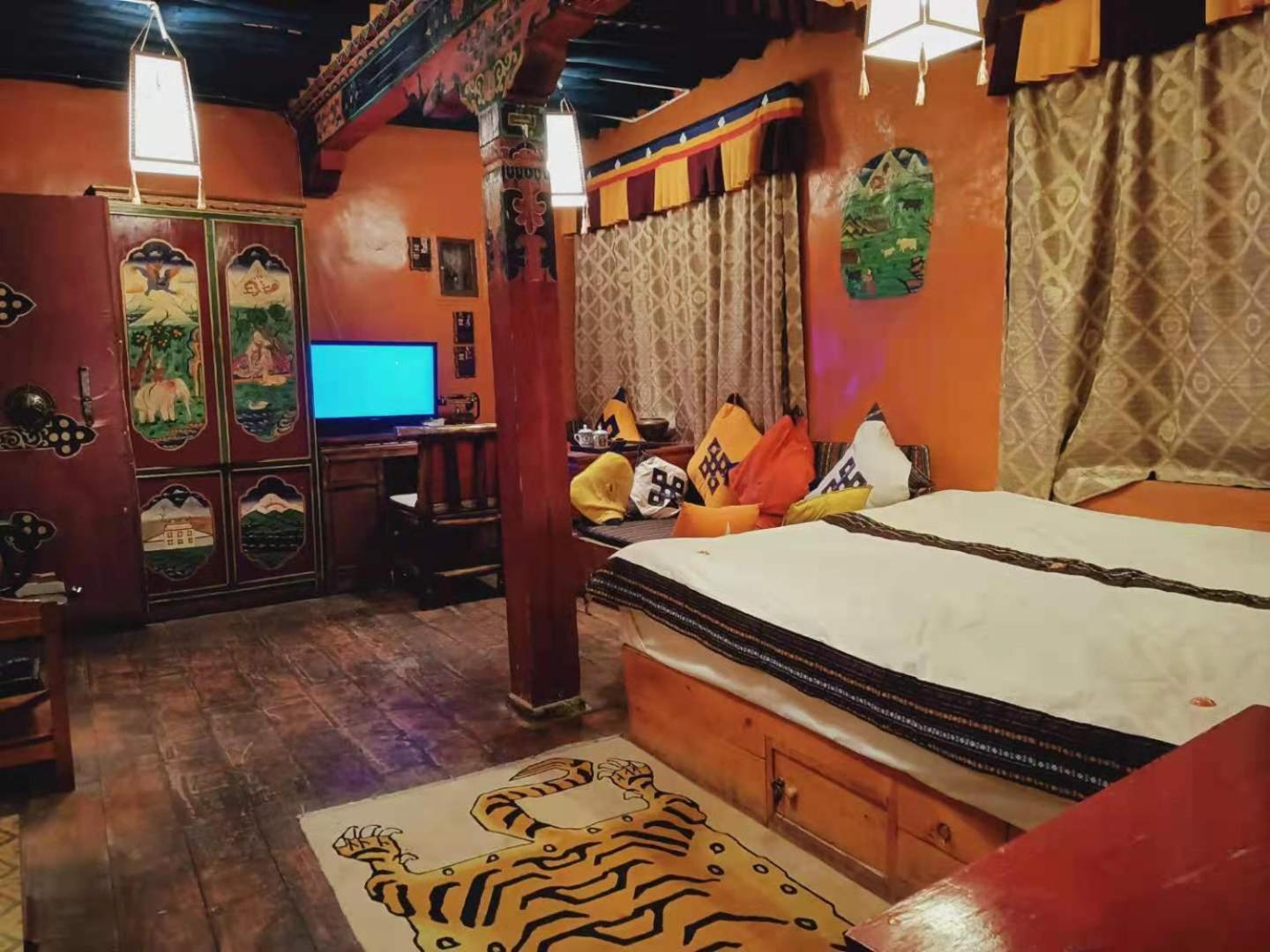 Shambhala Palace Hotel ลาซา ภายนอก รูปภาพ