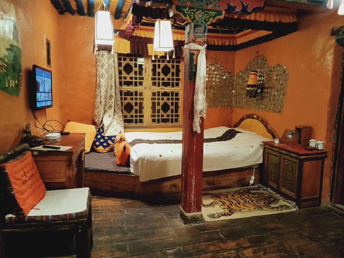 Shambhala Palace Hotel ลาซา ภายนอก รูปภาพ