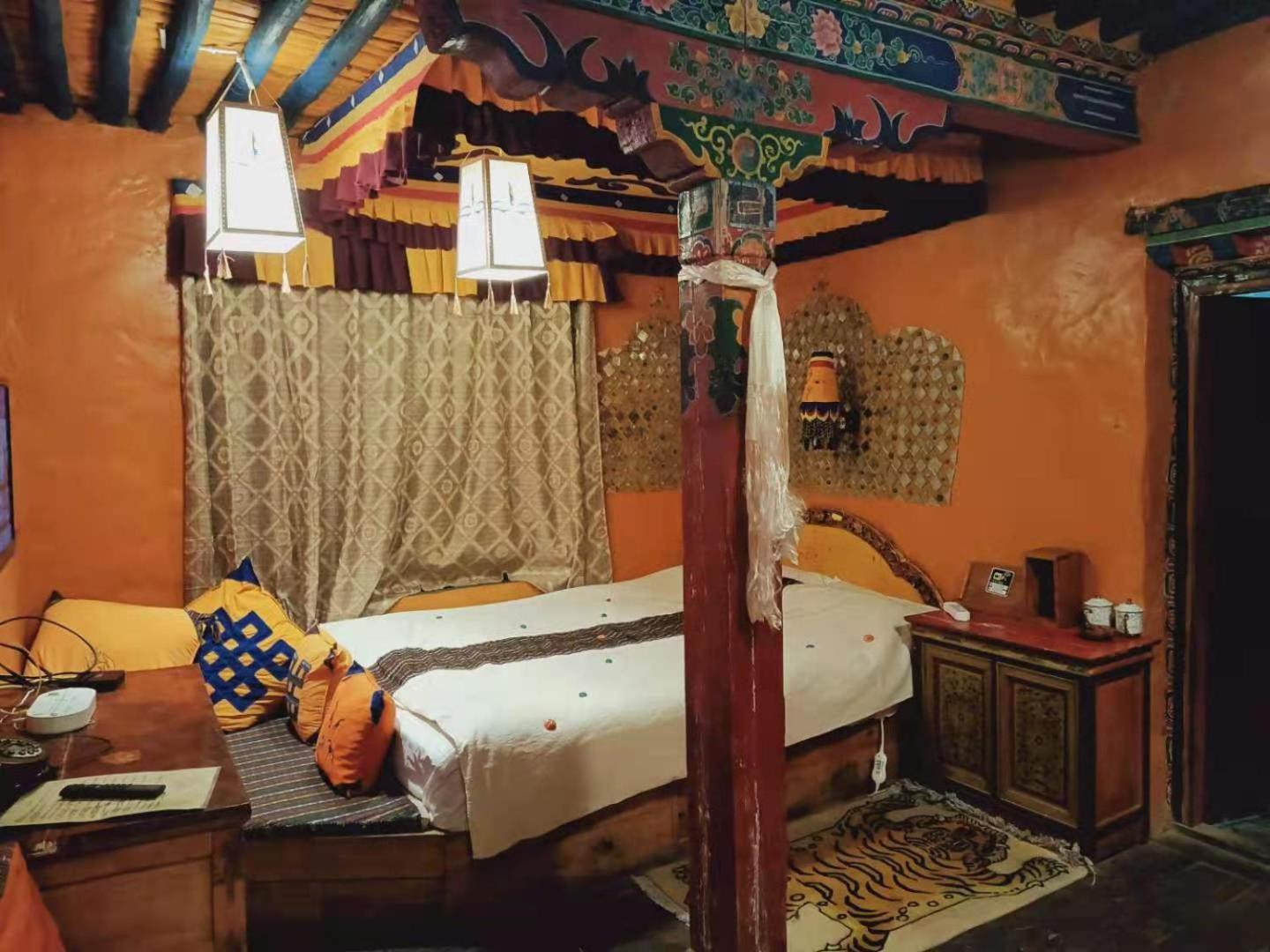Shambhala Palace Hotel ลาซา ภายนอก รูปภาพ