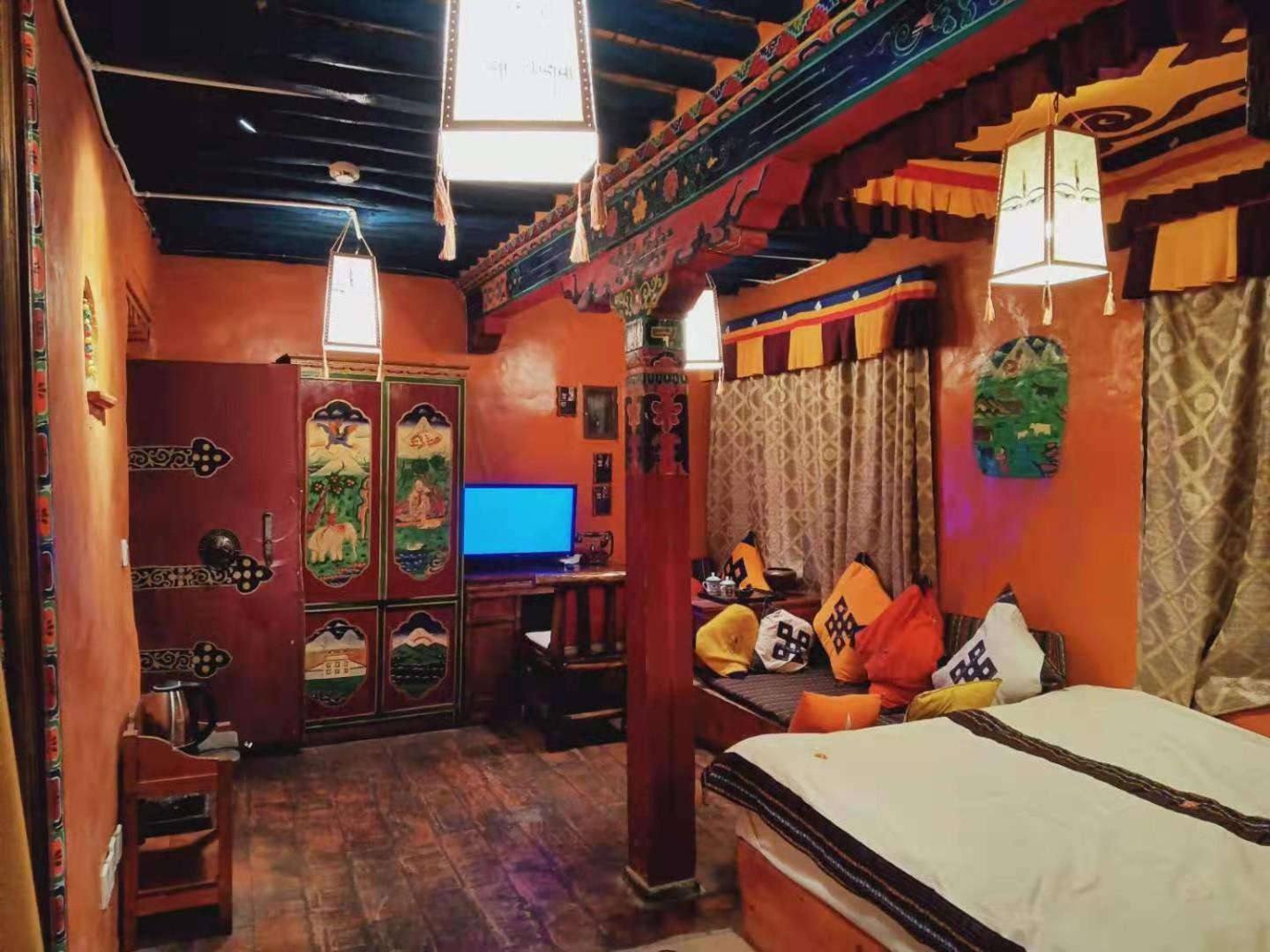 Shambhala Palace Hotel ลาซา ภายนอก รูปภาพ