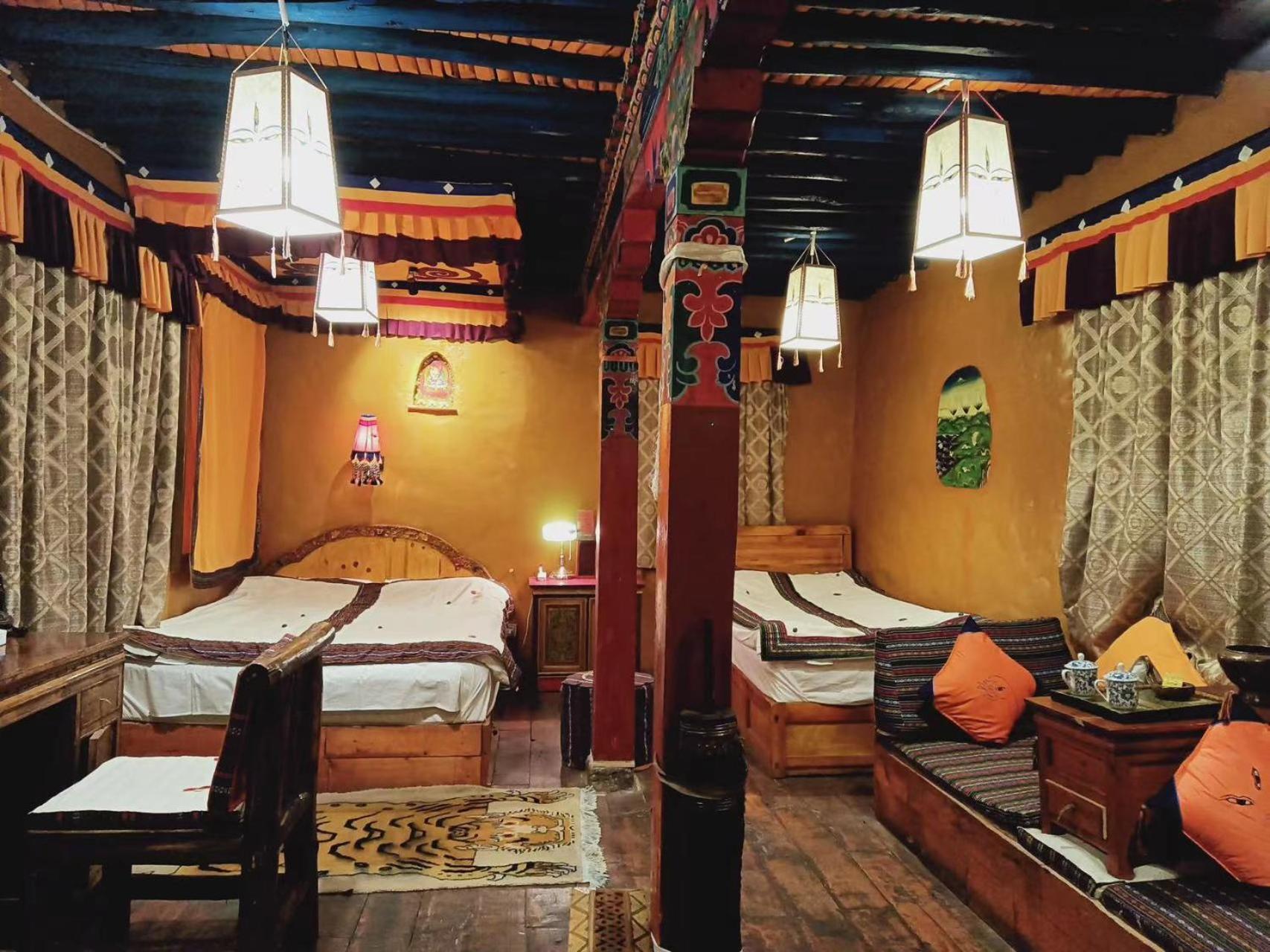 Shambhala Palace Hotel ลาซา ภายนอก รูปภาพ